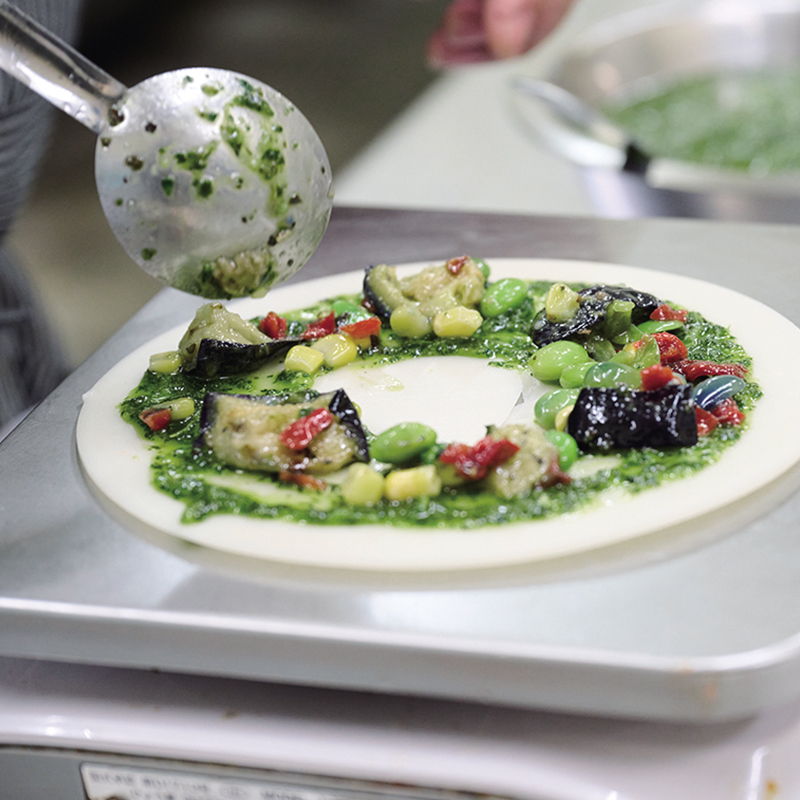 At Mr. Hishie’s factory, chefs are the ones who create the products.