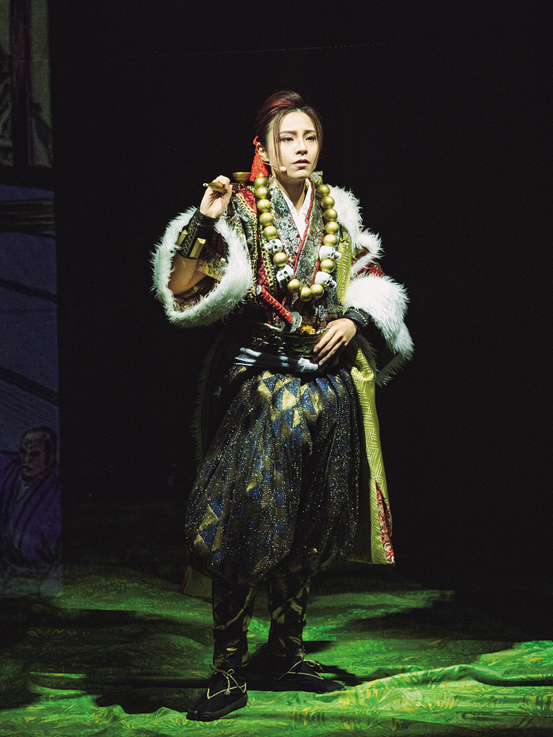 華やかに、しなやかに。品と迫力のあるお芝居を。オクロック熊本歌劇団　菅井育美さん