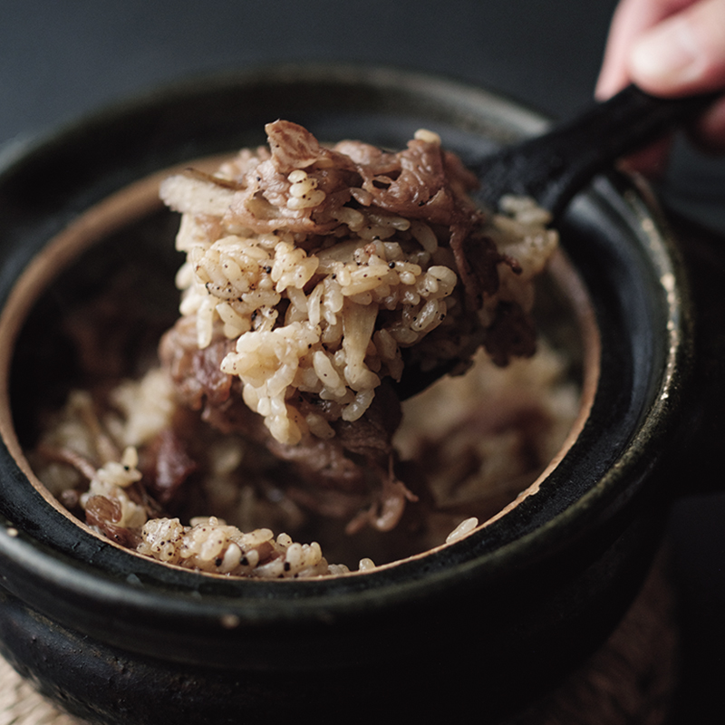 黑毛和牛與松露釜飯