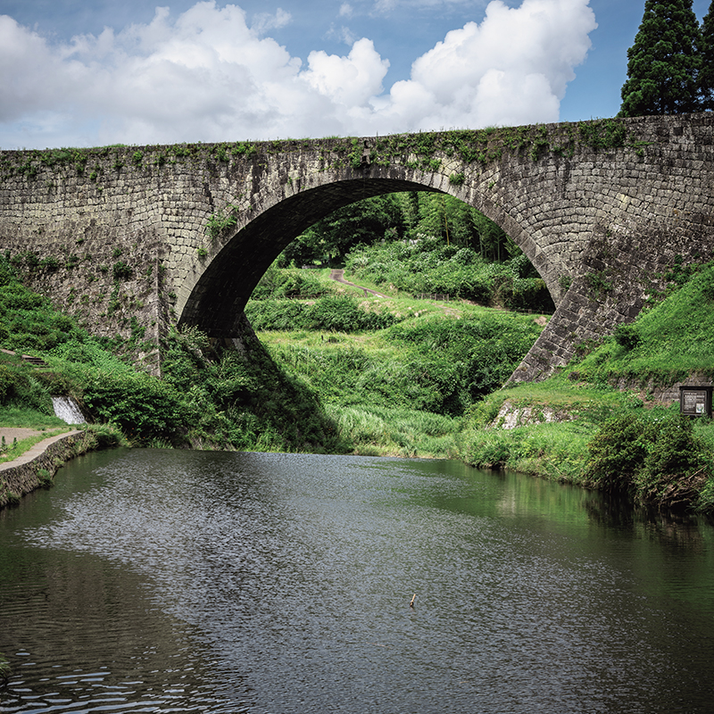 国宝認定された「通潤橋」